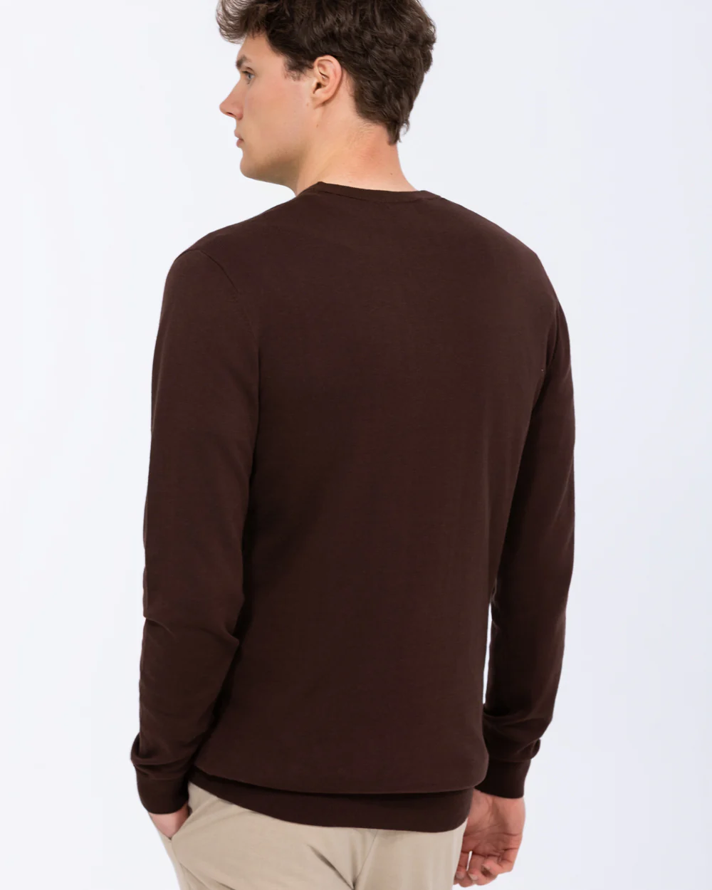 2t Austin Tall Cotton Crew Neck Jumper (chocolate) - Image 2