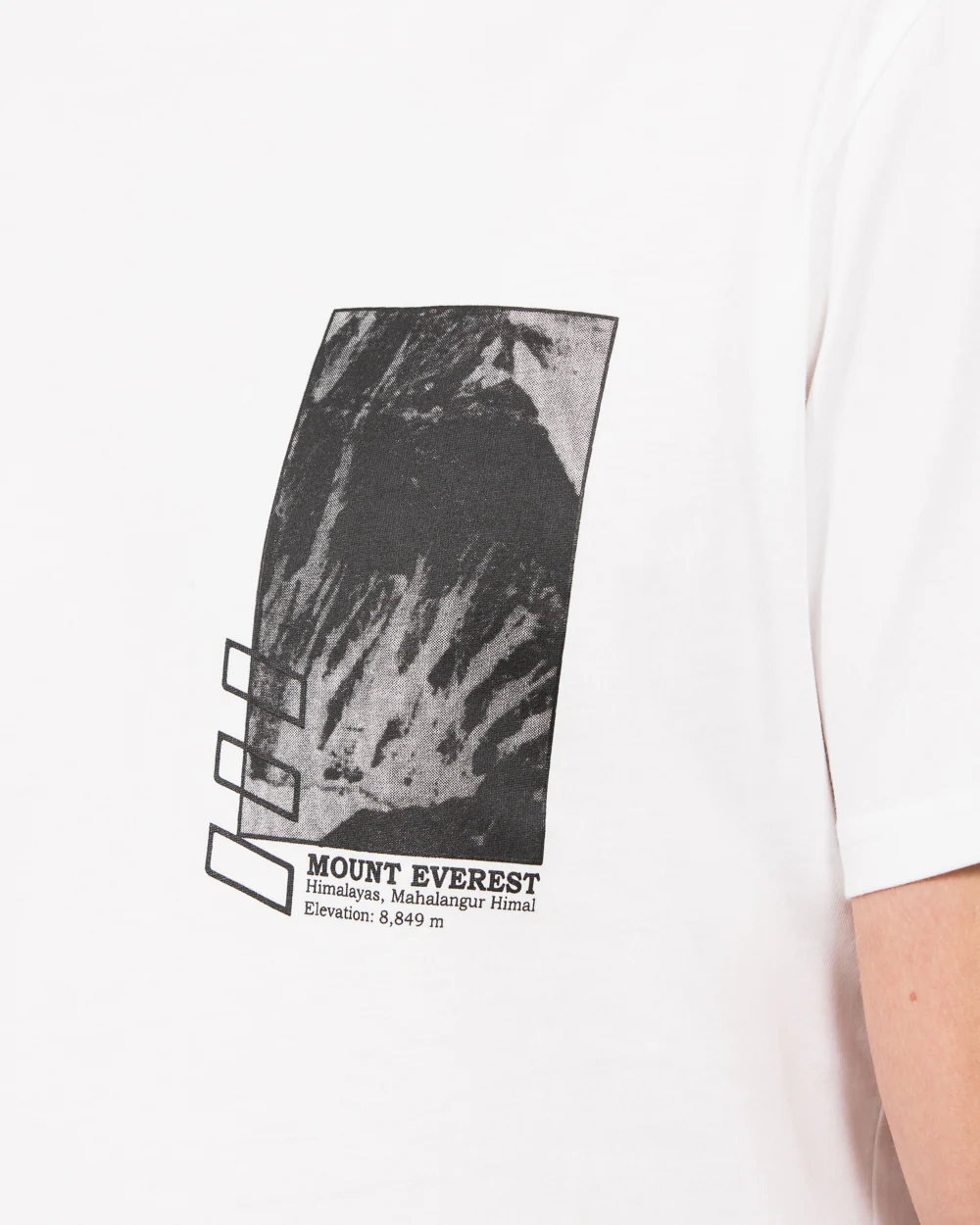 2t Brodie Tall Mount Everest Regular Fit T-Shirt (white) - Image 2