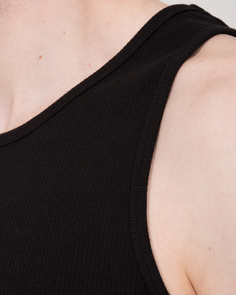 2t Tall Ribbed Vest (black) - Image 4