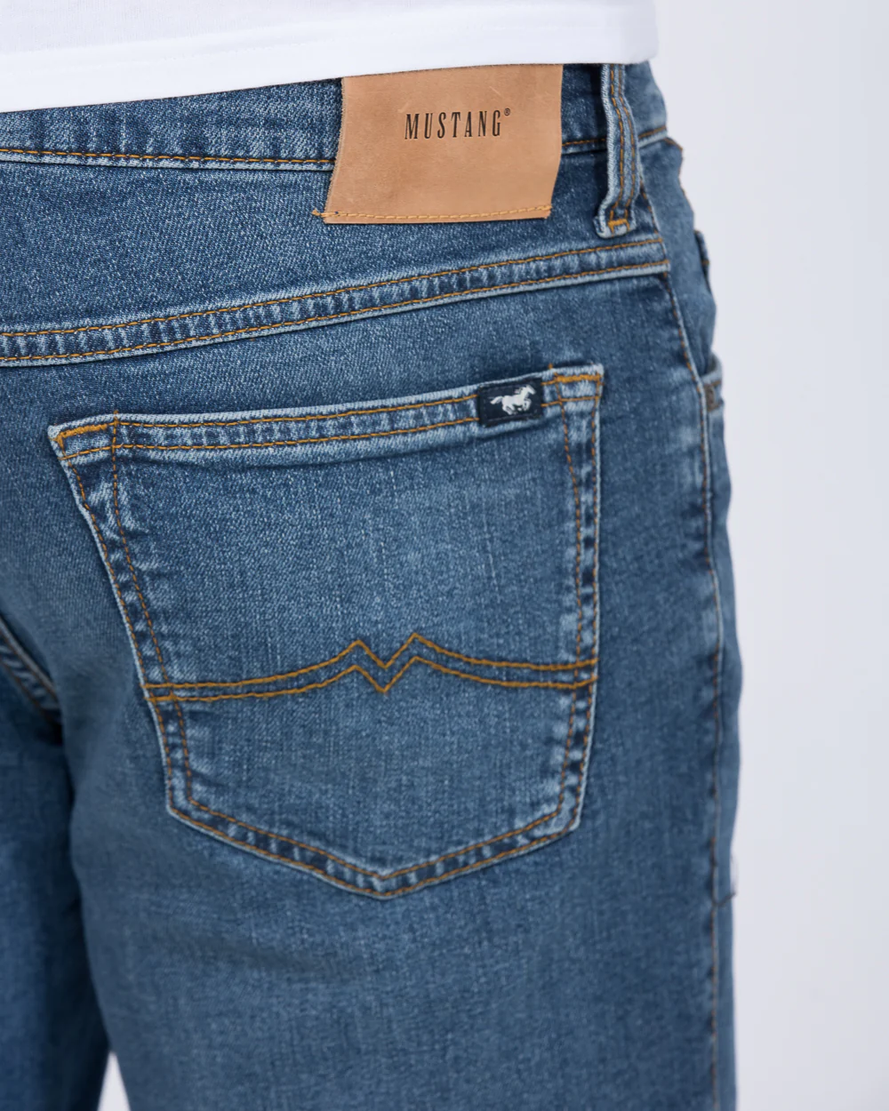 Mustang Tramper Straight Fit Tall Jeans (mid wash) - Image 4
