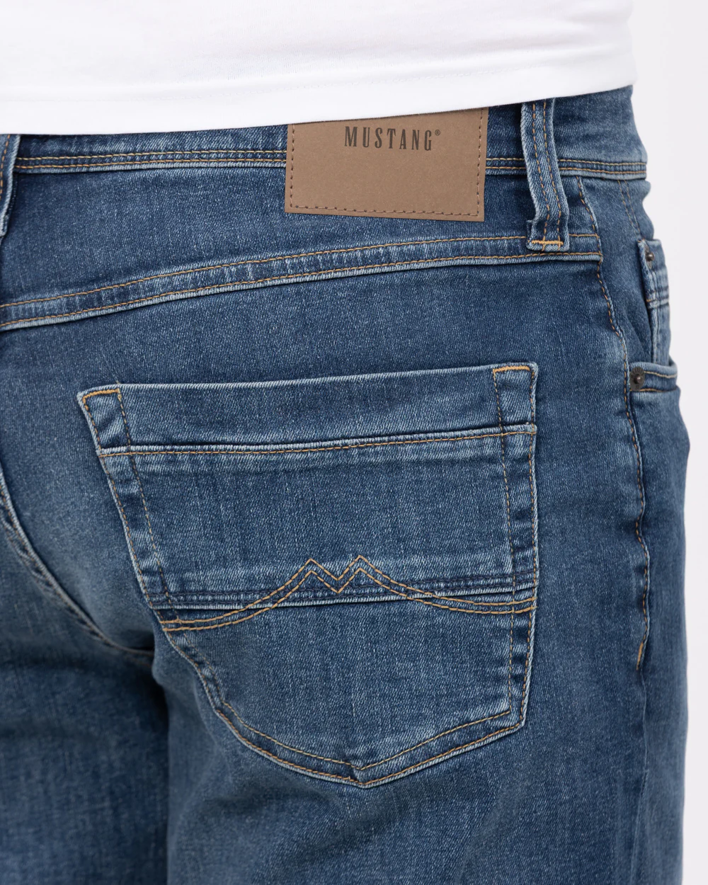 Mustang Washington Straight Fit Tall Jeans (denim mid) - Image 4